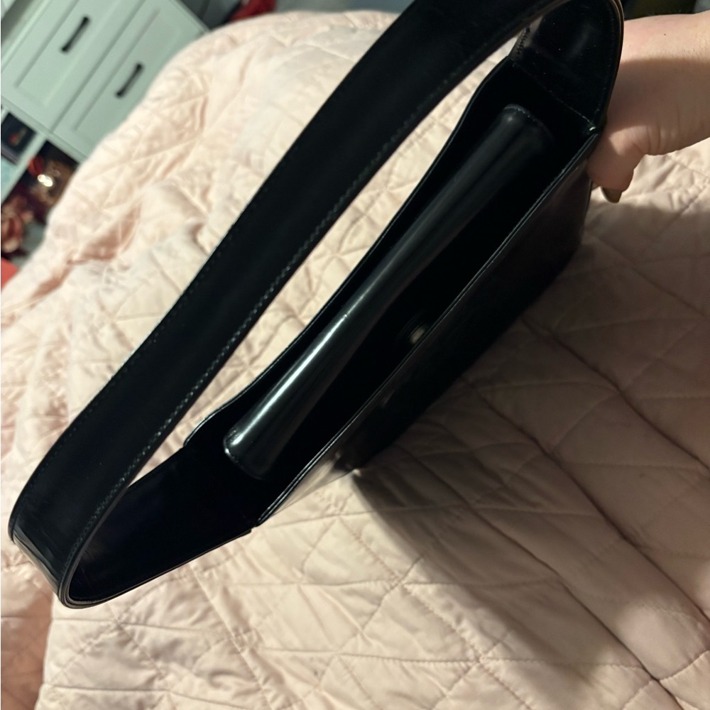 X SOLD X GUCCI - Authentic Soho vintage black patent leather shoulder bag - Picture 9 of 14